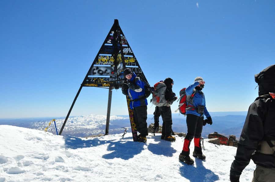 2 Days Mount Toubkal ascent trek via Ait Mizane Valley - Toubkal refuge at 3200m: mint tea, dinner, and a starry night