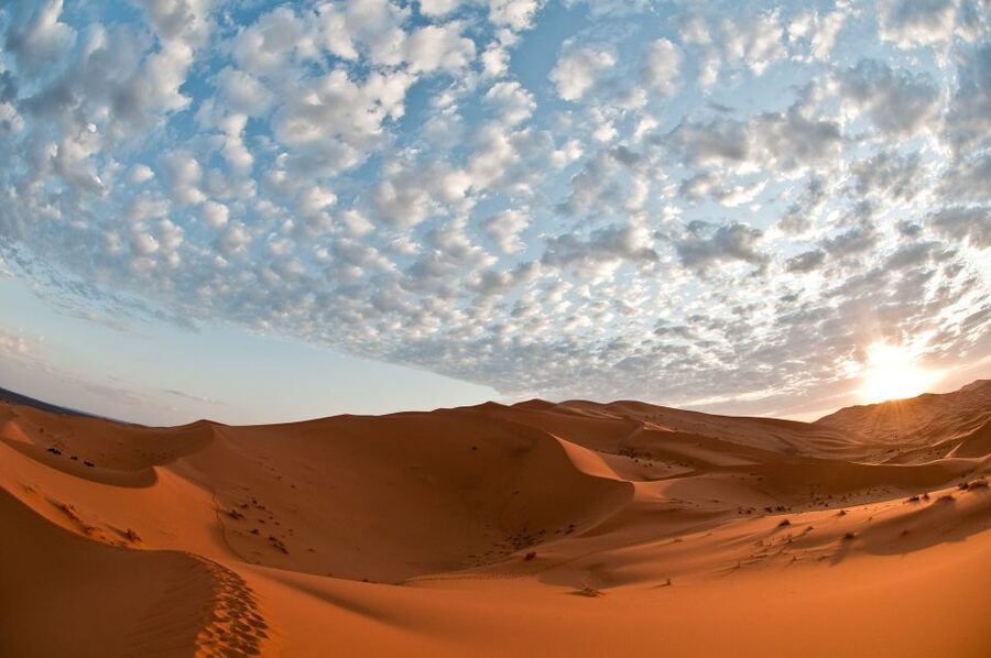 2Days Desert Tour From Fez: Round-Trip with Luxury Camp stay - Sunrise on Erg Chebbi: early wake-up, real reward