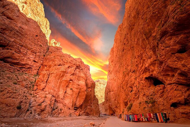 3-Day Desert Tour: Marrakech to Fes via Merzouga - Guide and Group Dynamics: Why a Max of 18 Changes the Feel