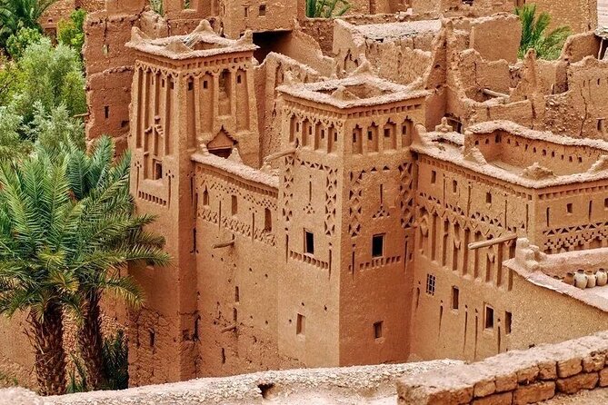 3-Day Sahara Adventure: Marrakech to Fez via Merzouga - Berber Camp Night: Food, Music, and the Cold-Warm Contrast