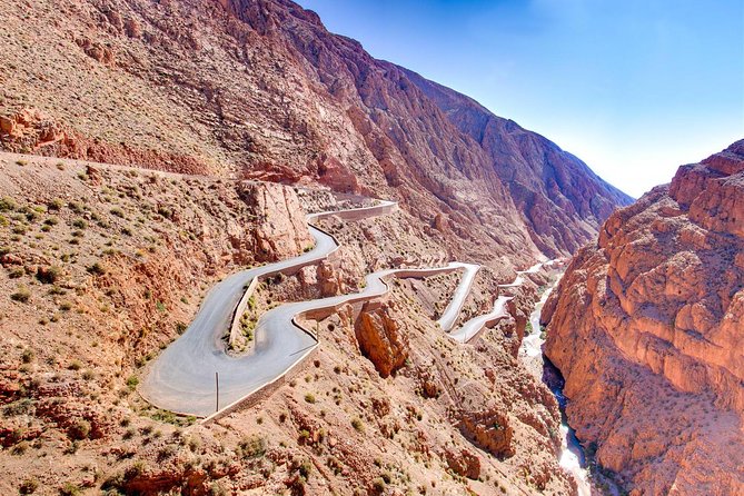 3-Days Sahara Desert Tour from Fez to Marrakech - Day 2: Rissani market stops, Todra walking, then Dades Valley canyons