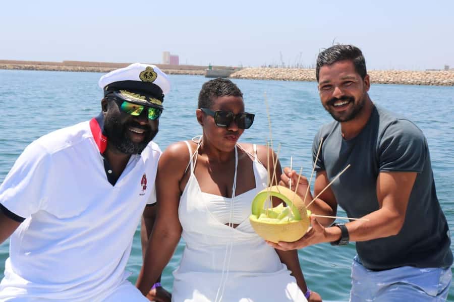 Agadir: 4-Hour Boat Trip with Fishing, BBQ & Swim - What to Bring and What to Expect Behavior-Wise