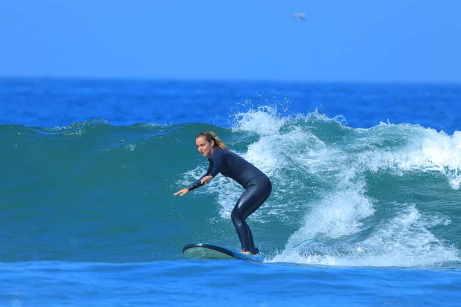 Agadir: Beginner Surf Lesson - Equipment Included - Key Points That Matter for Your First Session