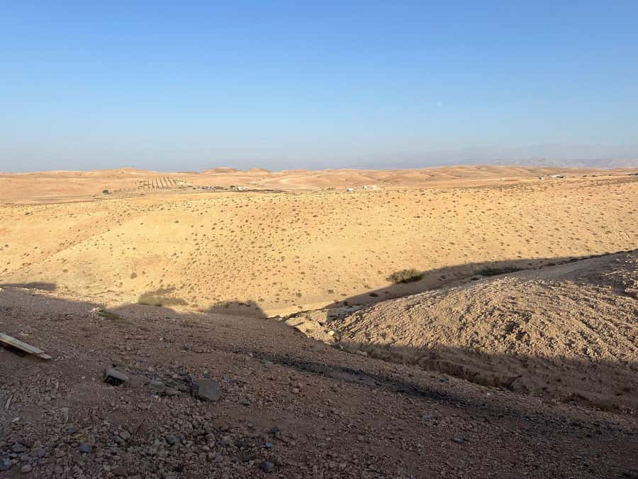 Agafay Desert: Buggy Rides, Dinner & Show Under the Stars - Dinner at the Desert Camp: Tajine, Moroccan Salad, Fruit, and Drinks