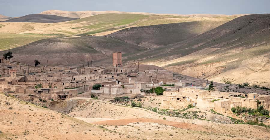 Agafay Desert: Quad Bike and Camel Ride Adventure Tour - Guides, Photos, and Small Touches That Make the Day Feel Easier