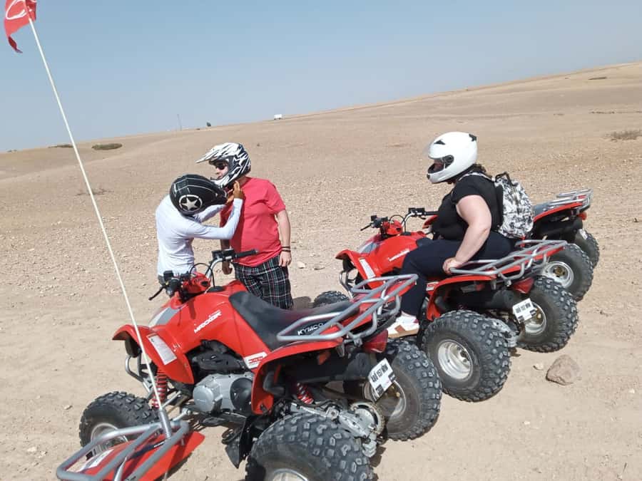 Agafay Desert: Quad Bike Experience with Lunch - Air compressor dust-off and the tea pause: a small detail that matters