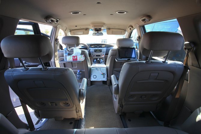 Airport transfer Marrakech: Transfer to your hotel in Marrakech - Finding your bilingual driver after you land