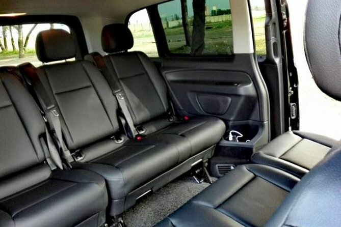 Amazing airport pickup/ drop off in Casablanca/ safe&easy - Clean, Air-Conditioned Comfort and the Safety Mindset