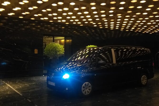 Amazing airport pickup/ drop off in Casablanca/ safe&easy - The Group Size Reality: Up to 7, Plus Larger Needs