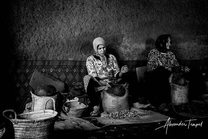Atlas Mountains & 3 Valleys Private Tour From Marrakech - Women’s argan oil co-op and markets: optional, but watch the Wednesday detail