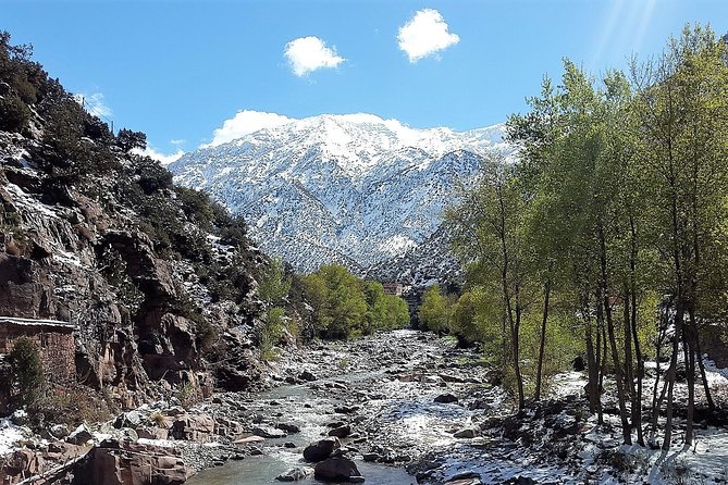 Atlas Mountains & 5 Valleys Tour from Marrakech - All inclusive - - Asni and Tahnaout Viewpoints: Richard Branson’s Retreat and Final Photo Stops