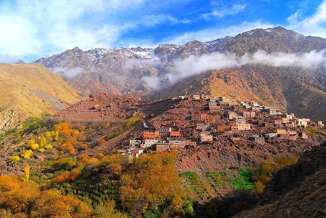 Atlas Mountains and Three Valleys & Waterfalls - Villages Marrakech Day Trip - Private guide, better pacing: why the group setup matters