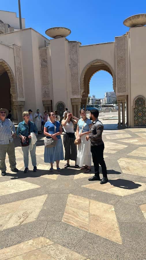 Casablanca day trip from the cruise ship passenger. - Mahkama du Pacha and the King Palace precinct: what you can see without getting inside
