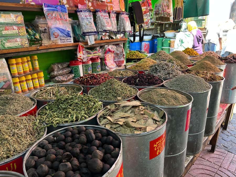 Casablanca day trip from the cruise ship passenger. - A local food break: plan for lunch and choose what fits your day