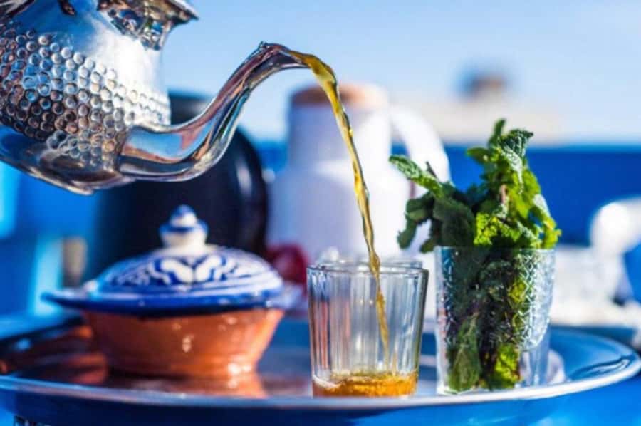 Casablanca: Food Tour with Tastings in Quartier Habous - Souk and Central Market Breaks, Plus Time for Shopping