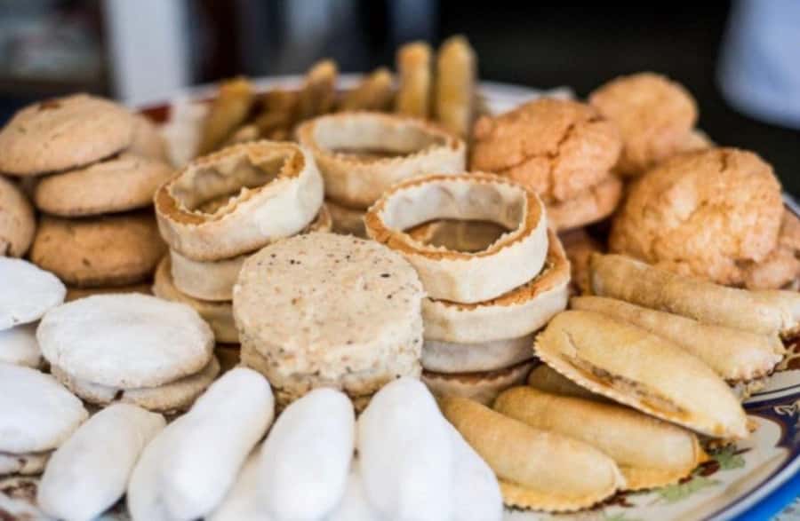 Casablanca: Food Tour with Tastings in Quartier Habous - What to Bring (and What to Skip)