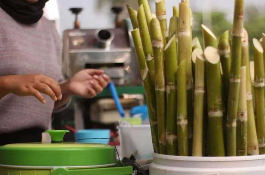 Casablanca: Food Tour with Tastings in Quartier Habous - How Pickup and the 3.5 Hour Route Typically Feels