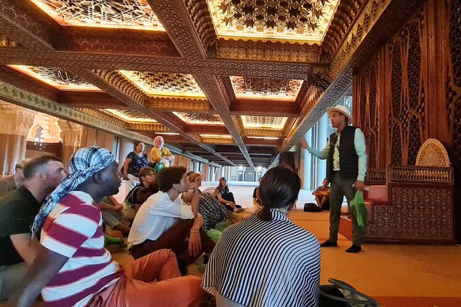 Casablanca Half Day City Tour with Professional local Guide - Hassan II Mosque: the main event and the timing trick