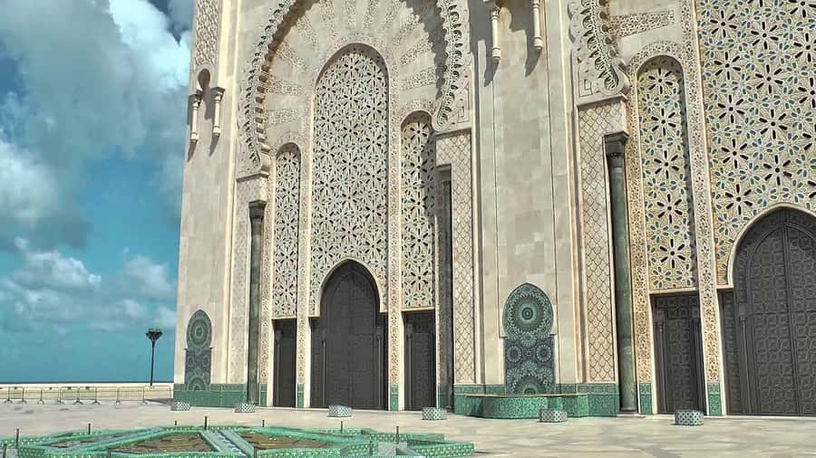 Casablanca: Hassan II Mosque Guided Tour with Entry Ticket - Inside the mosque: what the guided tour actually covers