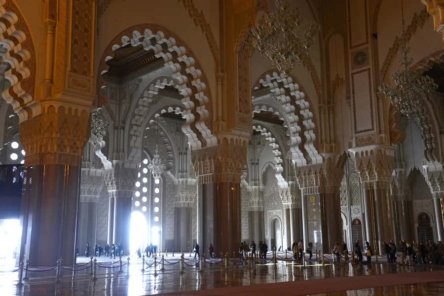 Casablanca: Hassan II Mosque Guided Tour with Entry Ticket - Hotel pickup and the simple van rhythm
