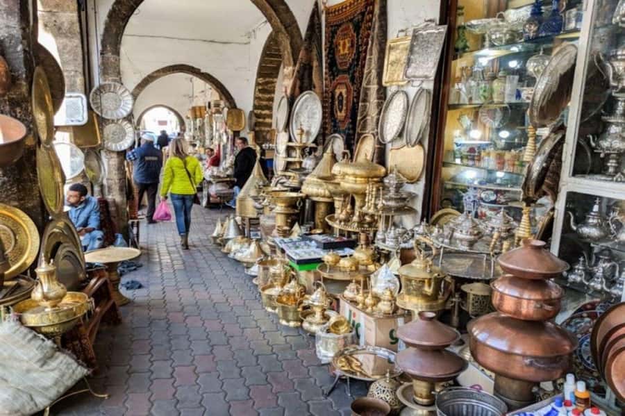 Casablanca: Layover Sightseeing Tour with Airport Transfer - Anfa and Maarif: Modern Casablanca Without the Lecture