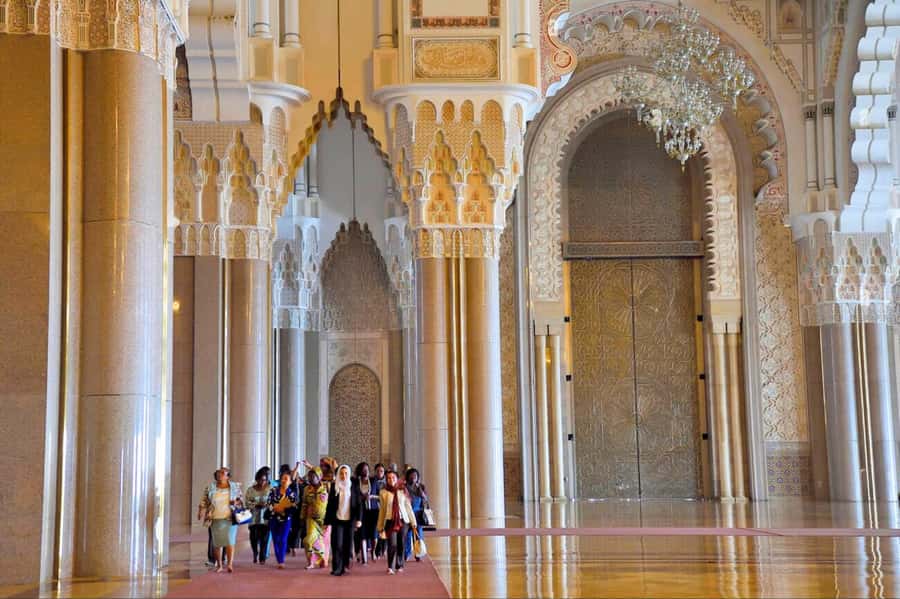 Casablanca: Layover Sightseeing Tour with Airport Transfer - Notre Dame de Lourdes Church: A Calm Photo Stop With Character