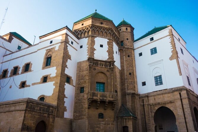 Casablanca Layover Tour with Round-Trip Airport Transfer - Old Medina and the quick photo hits that fit a short day
