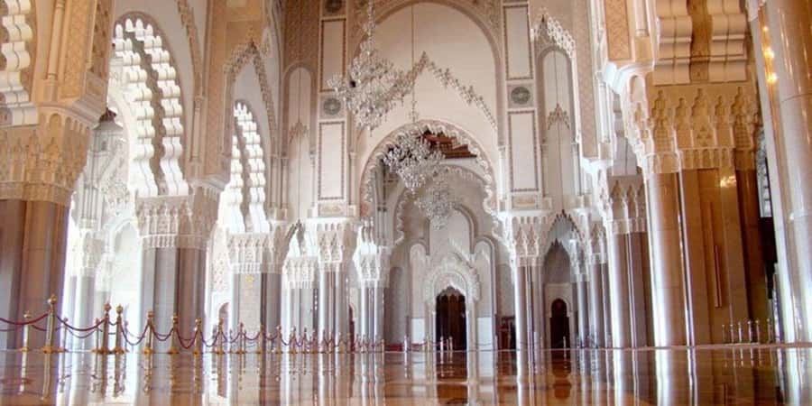 Casablanca: Private Guided Tour - La Corniche: a seaside reset that beats rushing