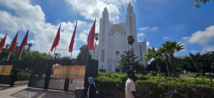 Casablanca: Private or Group Tour - Corniche Atlantic Views and a Real Coffee Break