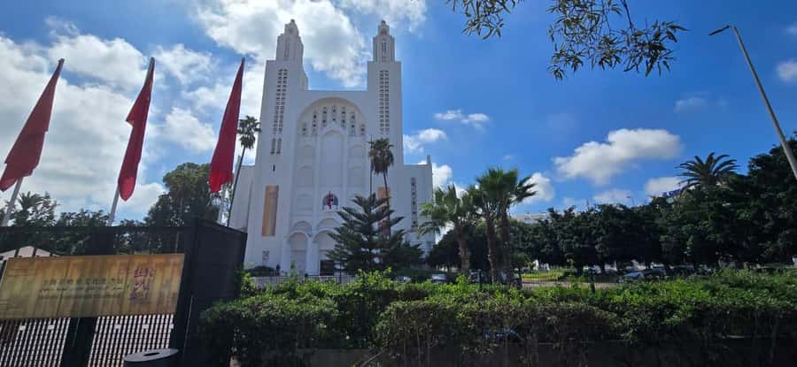 Casablanca: Private or Group Tour - Habous Quarter Souks: Where Shopping Feels Like a Morning Walk