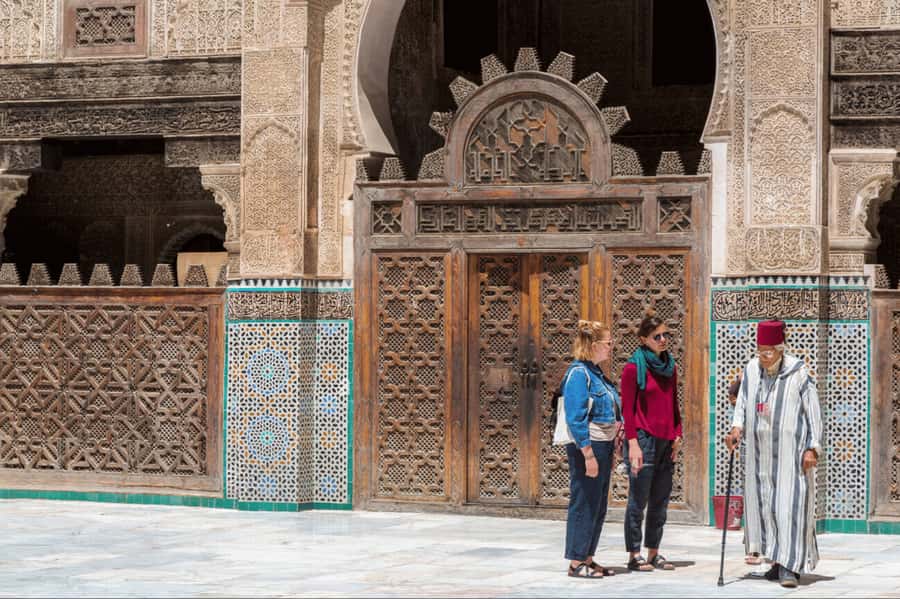 Casablanca to Fez: Scenic & Historical Day Trip with Lunch - Nejjar Tannery Fountain and Artisan Stops: Great Craft, Real Sales Pressure