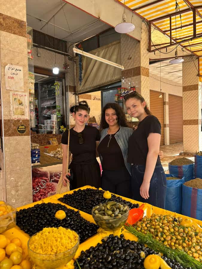 Casablanca : Traditional Moroccan Cooking Class with Locals - How the teaching works, from first steps to secret techniques
