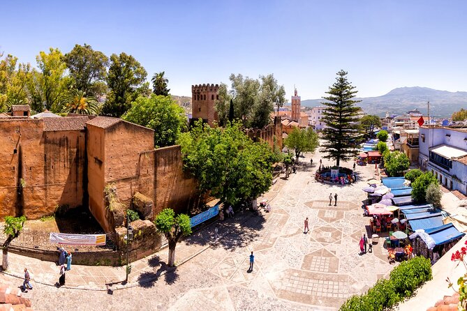 Chefchaouen the Blue City Full-Day Trip from Casablanca - Arriving in Chefchaouen: meeting your licensed local guide