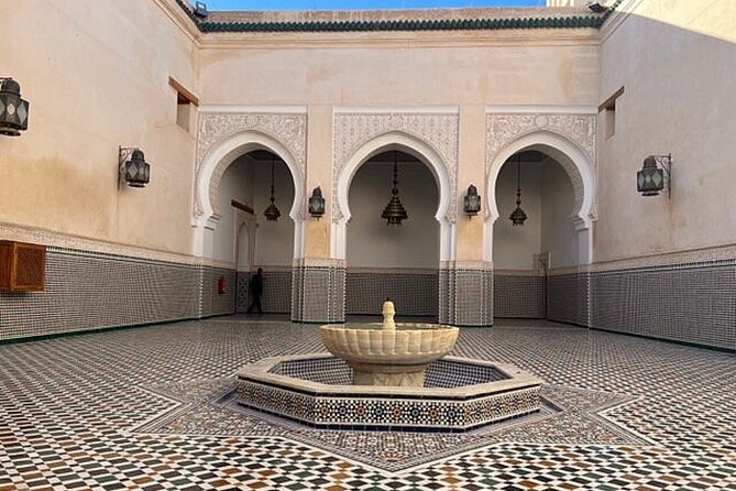 Day Tour to Volubilis & Meknes from Fes - Inside the Medina Circuit: Rua stables, Héri attics, and Stud