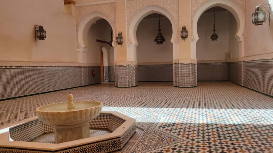 Day trip to meknes ,volubilis , moulay idris - FAQ