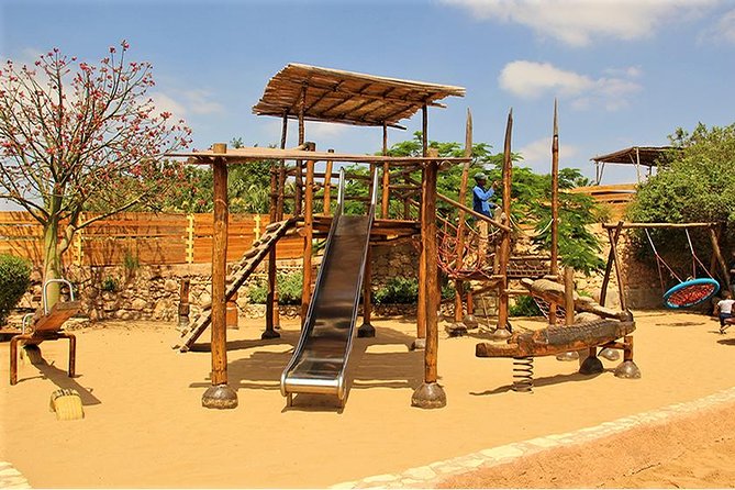 Effortless Agadir Crocoparc Ticket and Transfer Service - Guides, language groups, and why it improves the flow