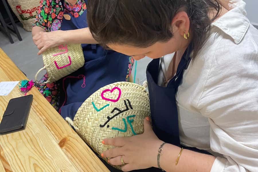 Embroider Your Name in Arabic Calligraphy - Marrakech Medina - Your take-home souvenirs: the basket, the key ring, and the tote-bag
