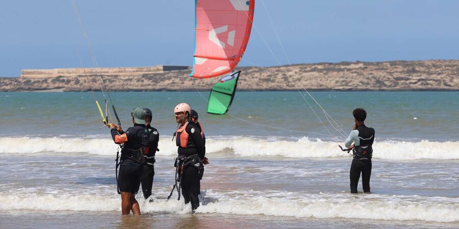 Essaouira: 2-hour kitesurfing lesson (all levels) - Who Should Book This Kitesurf Lesson, and Who Might Skip It