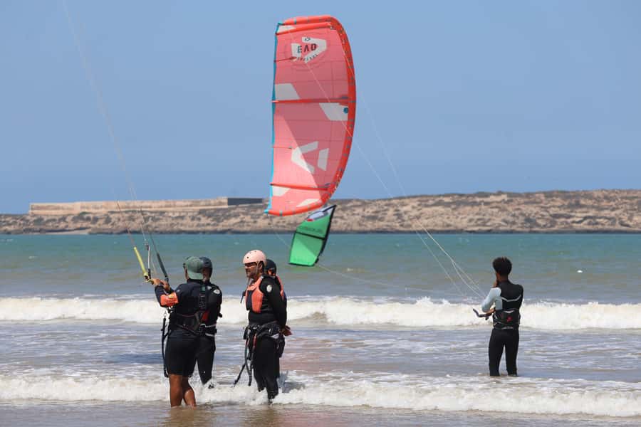 Essaouira: 2-hour kitesurfing lesson (all levels) - Wind, Spot Choice, and the Day’s Weather Plan
