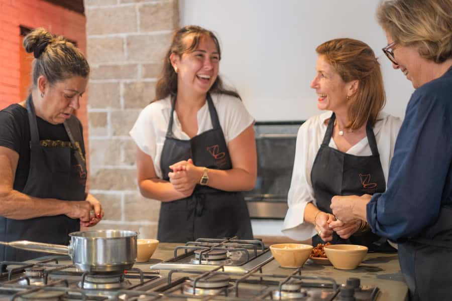 Essaouira: Moroccan pastry workshop - The timing in Essaouira: start at 3:30 pm and plan for about 2 hours