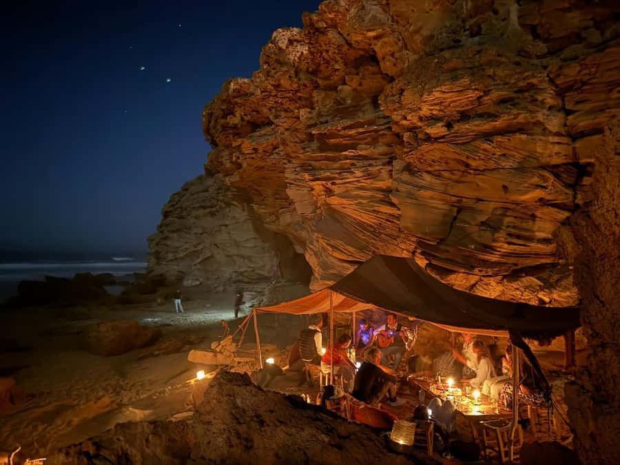 Essaouira Sandboarding & Sunset Picnic in a Berber tent - Sandboarding basics: equipment, coaching, and what beginners should expect
