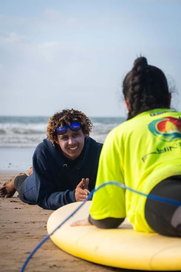 Essaouira: Surf Lesson with changing rooms & Hot showers - Entering Flyin’ Surf, 50 Meters From the Sand