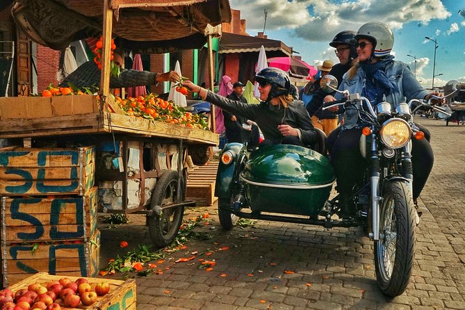 Essential Ride by sidecar (Marrakech off the beaten path) 1h30 - A 90-minute Marrakech ride that feels like local transport