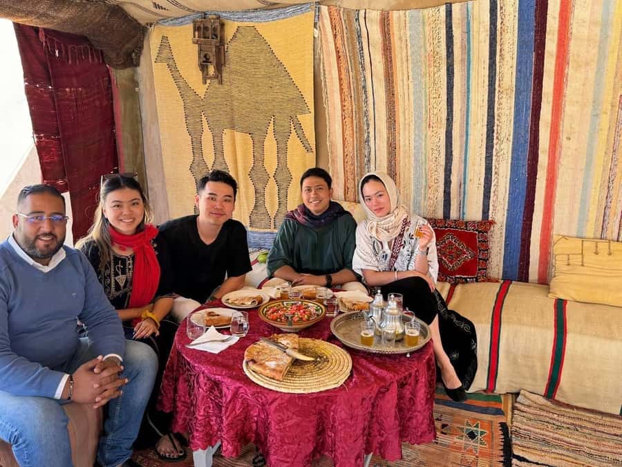 Exclusive Fez Medina Walking Tour with a local Guide - Walking into Fez’s maze, starting at Bab Boujloud