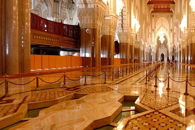 Exclusive tour of Casablanca with access to the Hassan II Mosque - Rick’s Cafe is a quick stop for the vibe, not an included entry