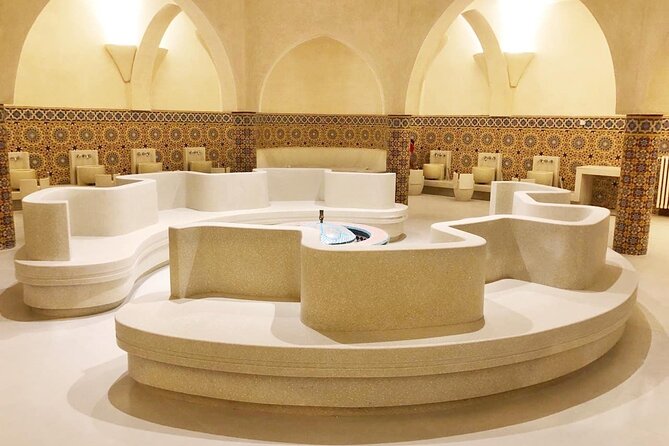 Exclusive tour of Casablanca with access to the Hassan II Mosque - Royal Golf Anfa, a short peek at Atlantic views