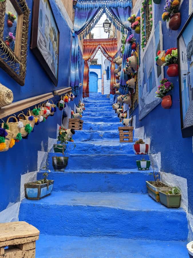 Excursión a chafchauen desde Tánger de un día - Food and Break Timing: Breakfast Stop and Lunch in Chefchaouen
