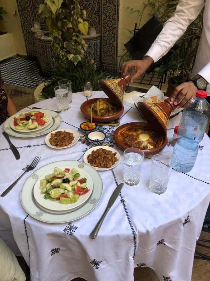 Fes: Authentic Cooking Class and Old Medina Visit - Walking to a Historic Riad: The Family-Owned Welcome