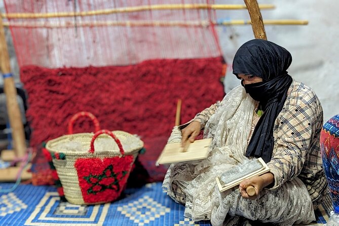 Fes To Marrakech : 3 Days Tour Via The Desert Of Merzouga & Camel - The road to Erg Chebbi: arriving ready for sand