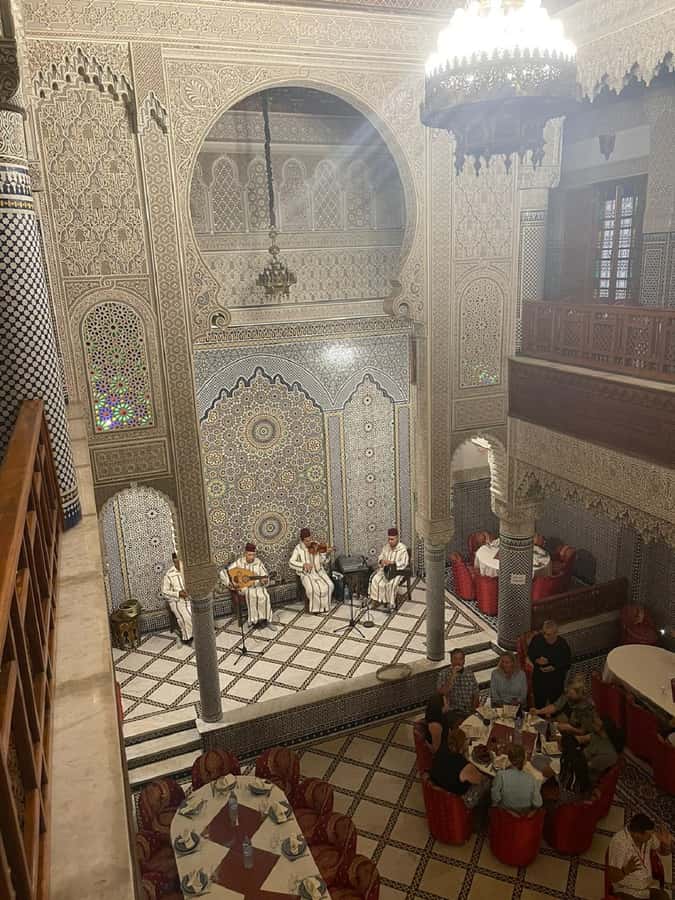 Fes : Unforgettable Dinner Show Experience with hotel pickup - Who this is best for, and who should reconsider